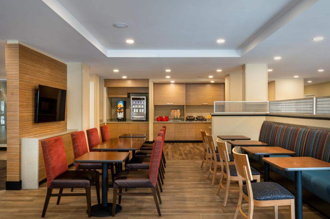 Towneplace Suites By Marriott Венис Екстериор снимка